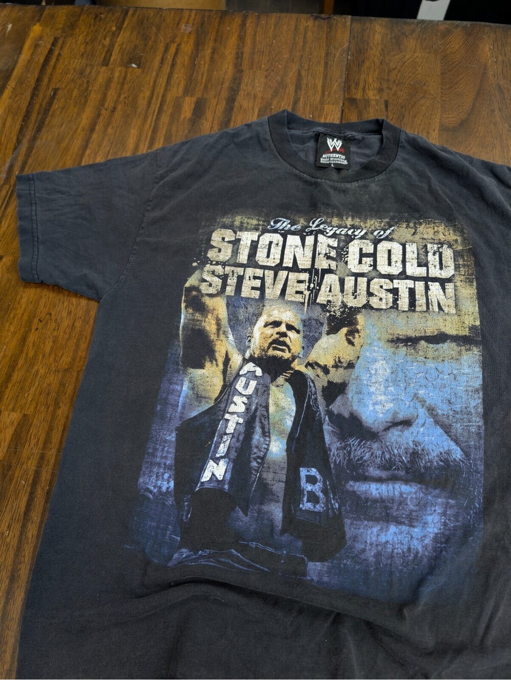 Stone Cold Steve Austin The Legacy WWE Graphic Shirt L Faded